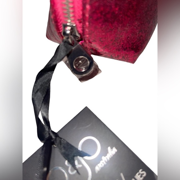 Hot Pink “Mwah” Glitter Cosmetic Bag Jo & Jo Australia NEW - Picture 3 of 5